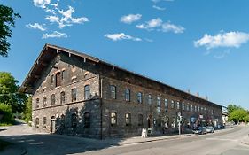 Kleinkunstbühne Zur Post beim John in Obing